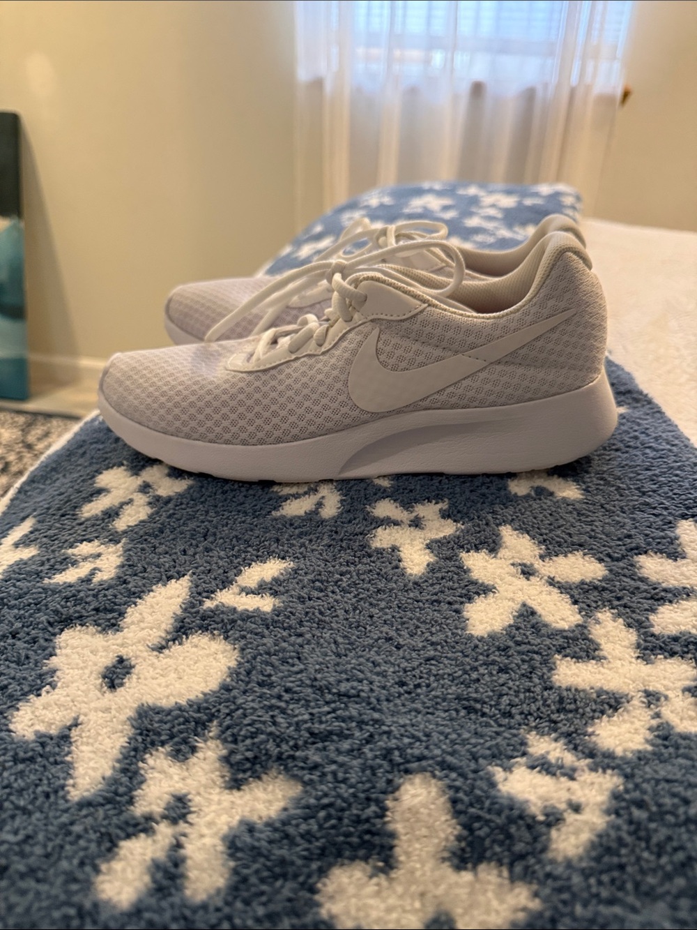 Nike Women’s White Mesh Athletic Sneakers